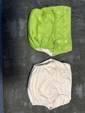 NEW Wegreeco Reusable Cloth Diapers Lot of 2 w/ Inserts Adjustable Snap Covers